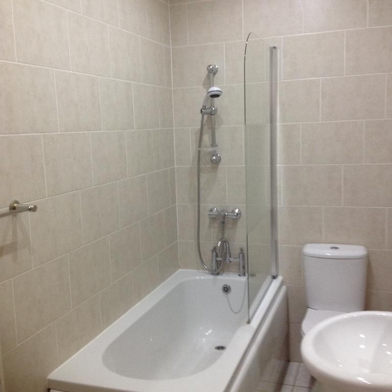 Marley Mansions Apartment - Clarendon ولاسي المظهر الخارجي الصورة